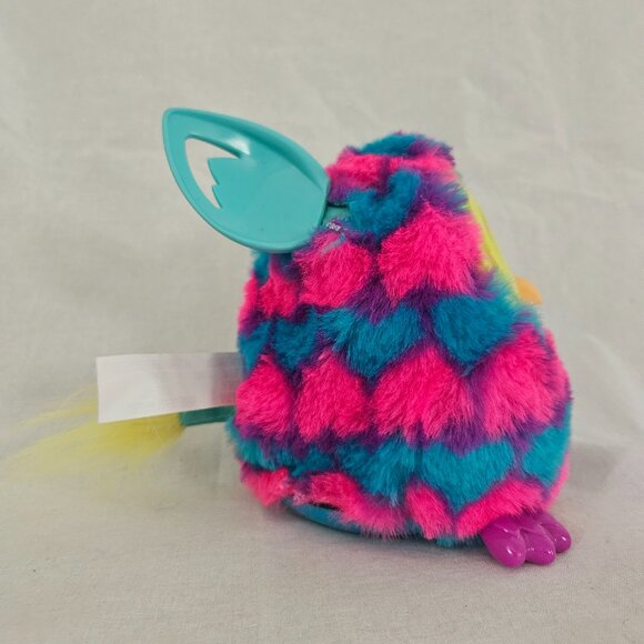 Hasbro Furby Boom Pink & Blue Hearts – Interactive Electronic Toy – 6” - Picture 6 of 11